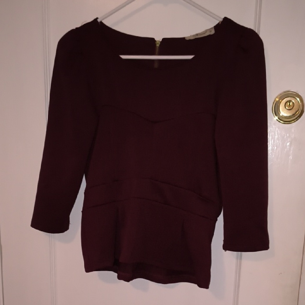 Nisan | Elegant Burgundy Women's Blouse